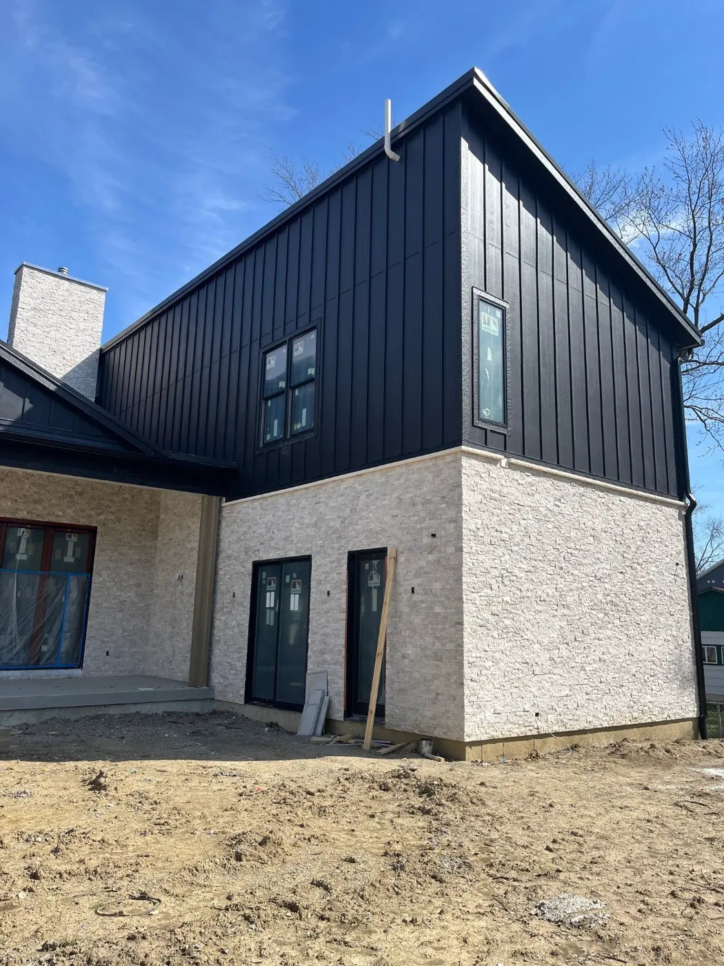 Trim and flashing detail on a Bridgewater Club siding job